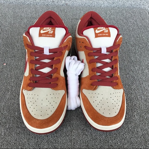 Nike SB Dunk Low Pro Dark Russet Cedar - Picture 2 of 7